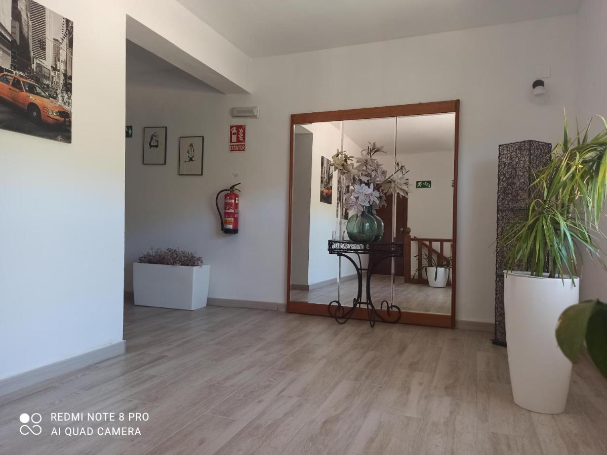 Hotel Rural Serra Dírta *